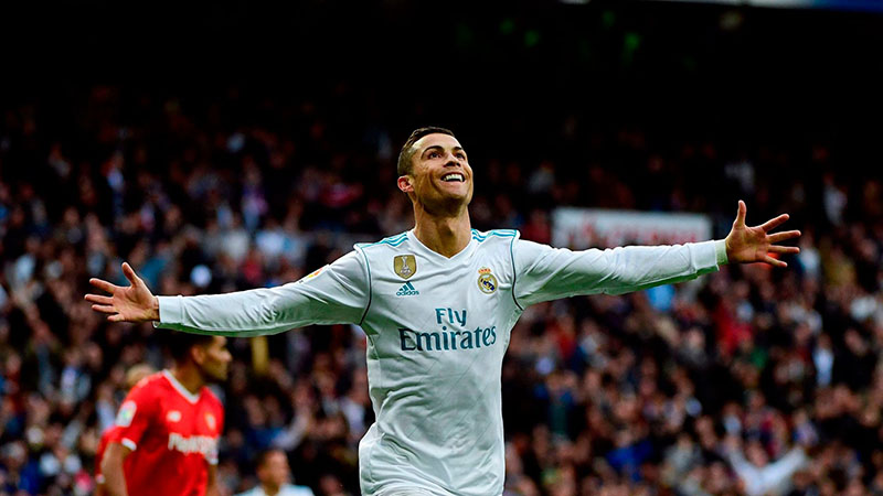 Cristiano Ronaldo - cầu thủ ghi nhiều bàn thắng nhất lịch sử Champions League với Real Madrid